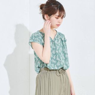 ナチュラルクチュール(natural couture)のパールボタンスキッパーブラウス(シャツ/ブラウス(半袖/袖なし))