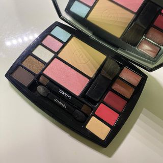 シャネル(CHANEL)のCHANEL travel makeup palette(コフレ/メイクアップセット)