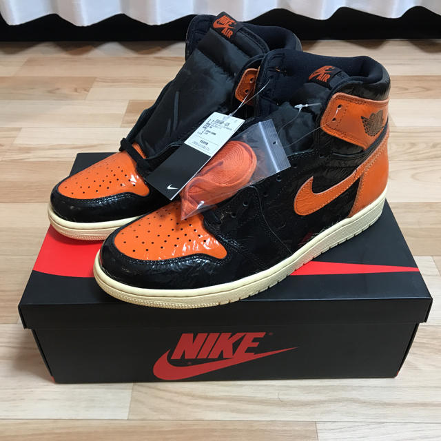 NIKE(ナイキ)のAIR JORDAN 1 Shattered Backboard 3.0 メンズの靴/シューズ(スニーカー)の商品写真