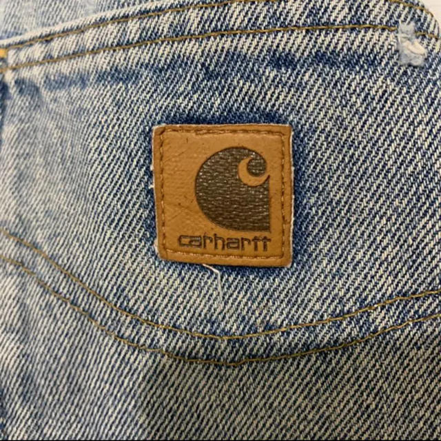 carhartt(カーハート)の《リメイク》カーハート カットオフ デニム ハーフパンツ ストリート 古着 メンズのパンツ(ショートパンツ)の商品写真