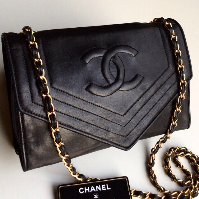 2022年秋冬新作 CHANEL CHANEL❤︎ヴィンテージバッグ - ショルダーバッグ