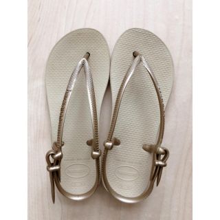 ハワイアナス(havaianas)のハワイアナス　ビーチサンダル　ゴールド(ビーチサンダル)