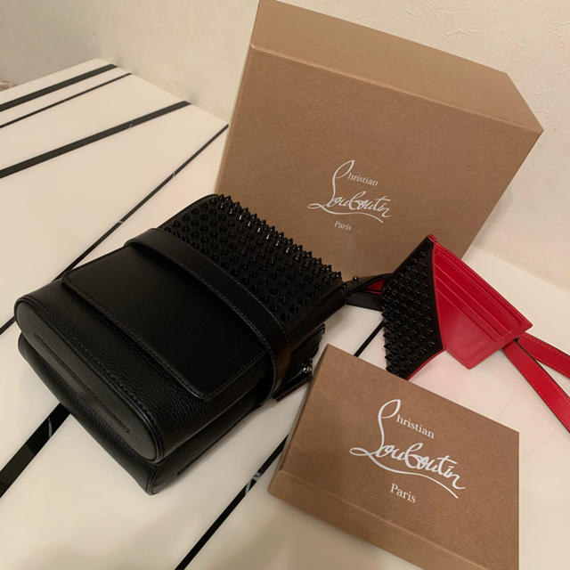 Christian Louboutin(クリスチャンルブタン)の海様専用 ルブタン マネークリップのみ！！ メンズのバッグ(ショルダーバッグ)の商品写真