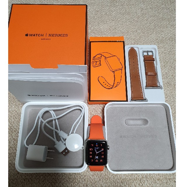 Apple Watch(アップルウォッチ)のあか様専用 Apple watch HERMES Series3 GPS+Cel メンズの時計(腕時計(デジタル))の商品写真