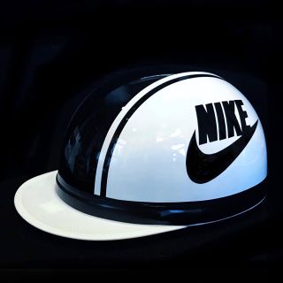 新品カスタムヘルメットペイント ナイキ nike半キャップコルク半 金