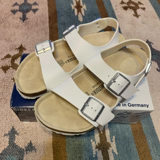 ビルケンシュトック(BIRKENSTOCK)のBIRKENSTOCK ミラノ ビルケン サンダル ホワイト 27cm(サンダル)