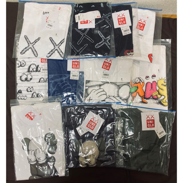 メンズkaws UNIQLO 初期 第1弾 サイズS カウズ OriginalFake