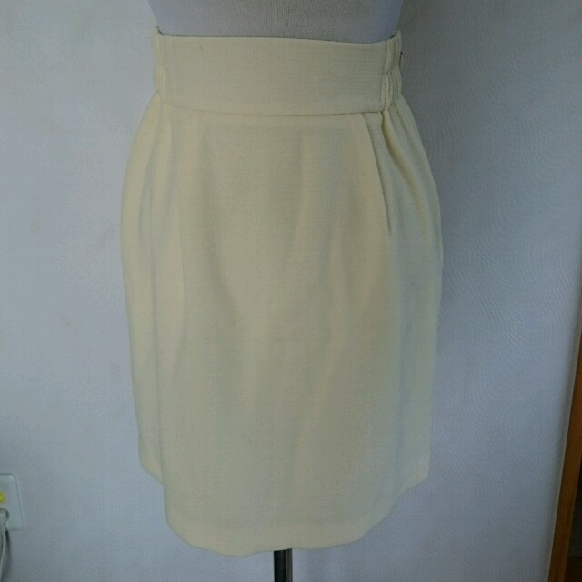 allamanda(アラマンダ)のアラマンダ  リボンタイトスカート レディースのスカート(ひざ丈スカート)の商品写真