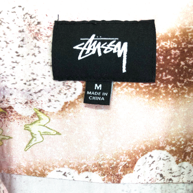 STUSSY(ステューシー)の【最終値下】stussy ステューシー アロハシャツ 人気和柄 レーヨン 美品 メンズのトップス(シャツ)の商品写真