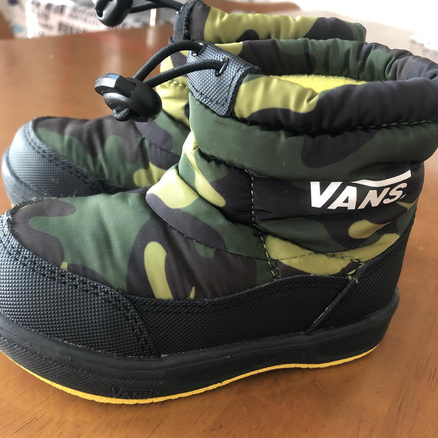 Vans Vans バンズ 14 キッズ スノーブーツの通販 By さにーぱーく S Shop ヴァンズならラクマ Vans Vans バンズ 14 キッズ スノーブーツの通販 By さにーぱーく S Shop ヴァンズならラクマ