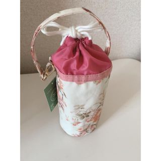 ローラアシュレイ(LAURA ASHLEY)のローラアシュレイ♡ペットボトルケース♡(日用品/生活雑貨)