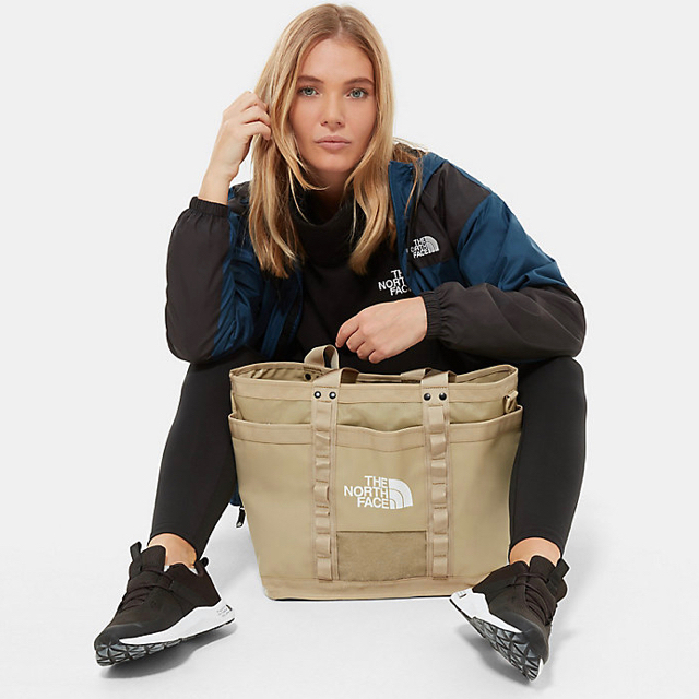 THE NORTH FACE(ザノースフェイス)のベージュ【新品】The North Face Tote 2way トートバッグ レディースのバッグ(トートバッグ)の商品写真