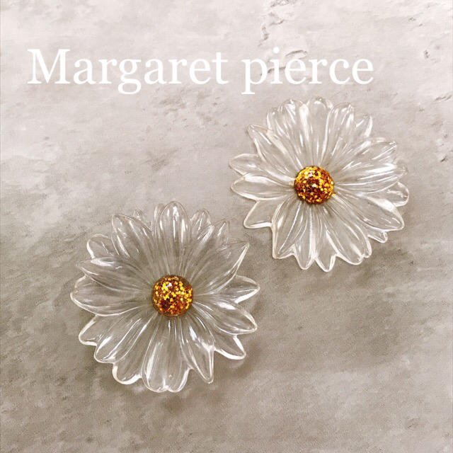 【再販】big vintage Margaret pierce ハンドメイドのアクセサリー(ピアス)の商品写真