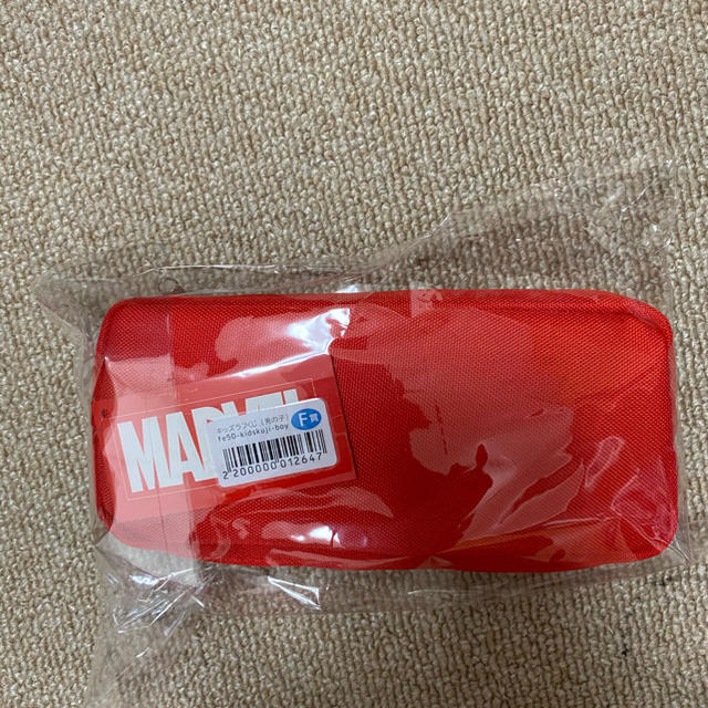 MARVEL(マーベル)の新品　未使用　marvelペンケース インテリア/住まい/日用品の文房具(ペンケース/筆箱)の商品写真