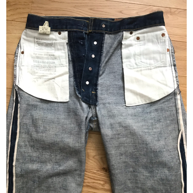 Levi's(リーバイス)のLEVI’S 503BXX BIG E 赤耳 ヒゲあり メンズのパンツ(デニム/ジーンズ)の商品写真