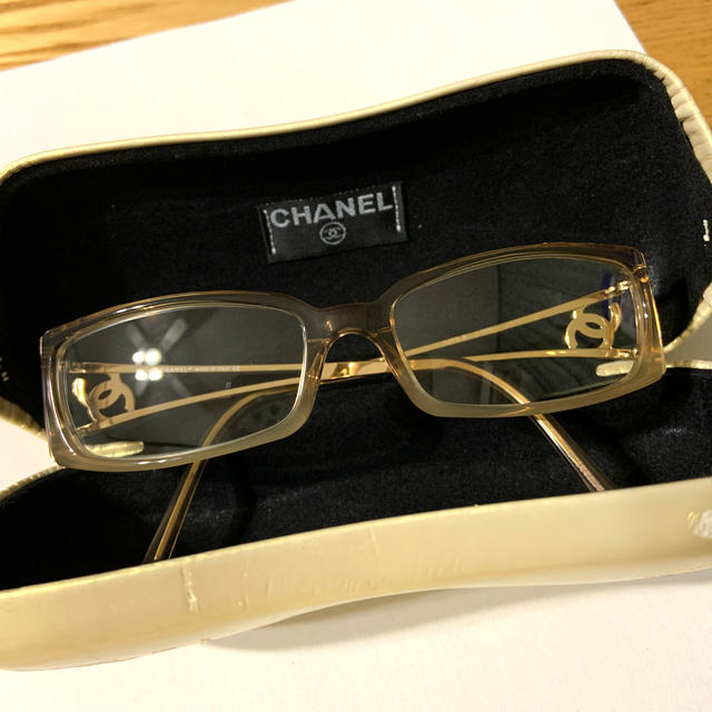CHANEL メガネ レンズ度なし-