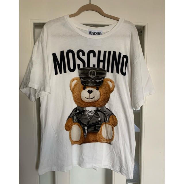 MOSCHINO(モスキーノ)のモスキーノ　moschino ベアTシャツ　クマ レディースのトップス(Tシャツ(半袖/袖なし))の商品写真