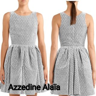 アズディンアライア(Azzedine Alaïa)の【Azzedine Alaïa】刺繍入り ベルベット ミニワンピース(ミニワンピース)