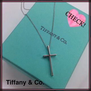 ティファニー(Tiffany & Co.)のティファニー K18WGクロスネックレス(ネックレス)