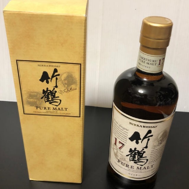 【値下げ！】♥販売終了希少酒 　竹鶴 17年 ピュアモルト 未開封 箱付き♥食品/飲料/酒