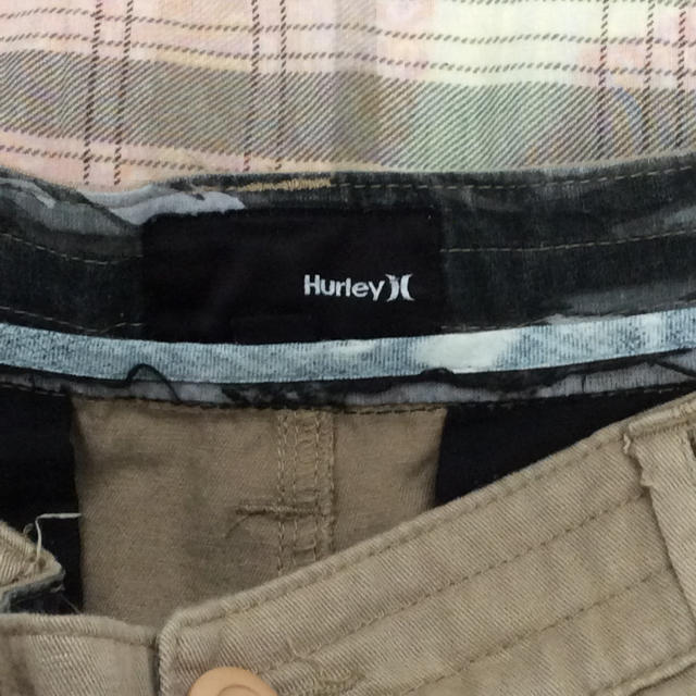 Hurley(ハーレー)のハーレー カーゴハーフパンツ メンズ サンドベージュ 32インチ メンズのパンツ(ショートパンツ)の商品写真