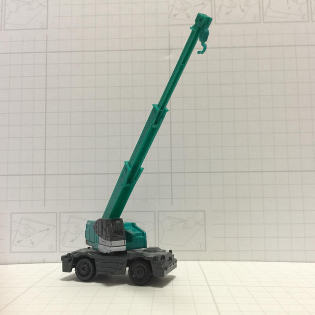 TOMMY(トミー)のトミカ NO.73 TOMY KOBELCO CREN クレーン車 エンタメ/ホビーのおもちゃ/ぬいぐるみ(ミニカー)の商品写真