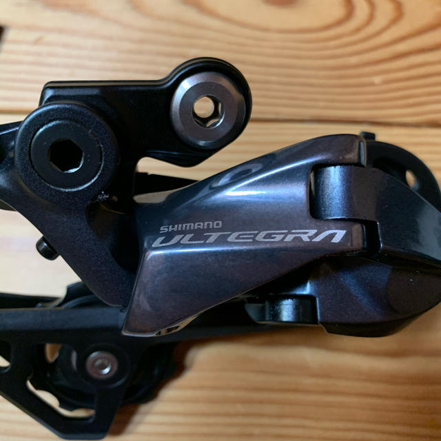 SHIMANO RD-R8000-SS & CS-R8000 11-28T SHIMANO RD-R8000-SS & CS-R8000 11-28T