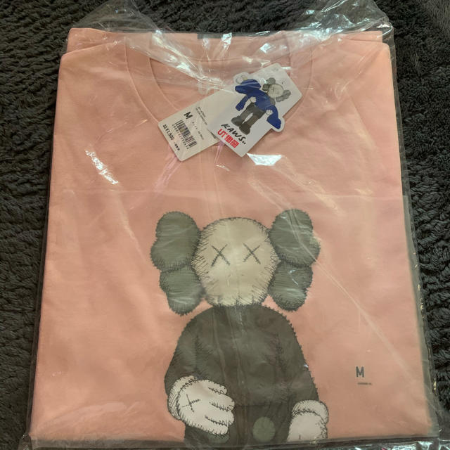 UNIQLO - ユニクロ カウズ コラボ UT KAWS サイズMの通販 by mama's