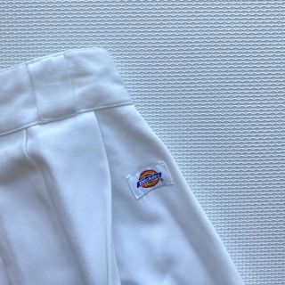 ディッキーズ(Dickies)のDiekies×beamsコラボ ホワイトフレアスカート(ロングスカート)