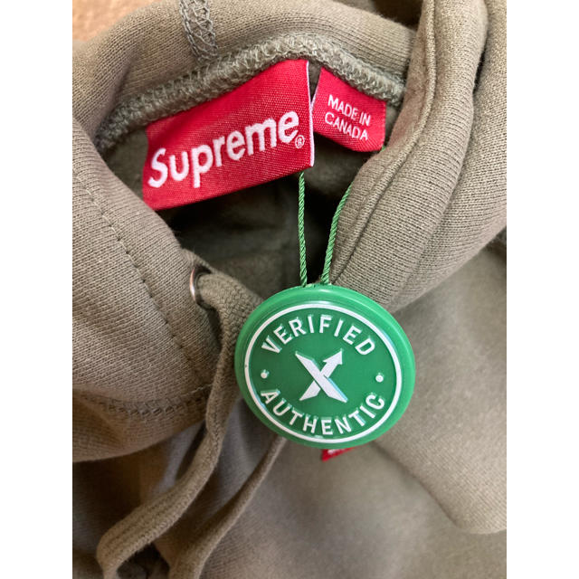 Supreme(シュプリーム)のSupreme small box hooded sweatshirt Mサイズ メンズのトップス(パーカー)の商品写真