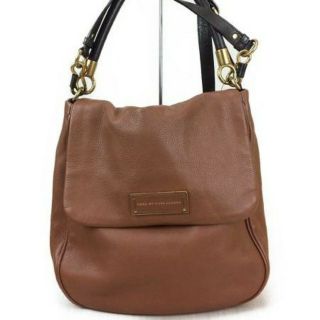 マークバイマークジェイコブス(MARC BY MARC JACOBS)のMARC BY MARC JACOBSクラシック キュー レザーホーボー/2W(ショルダーバッグ)