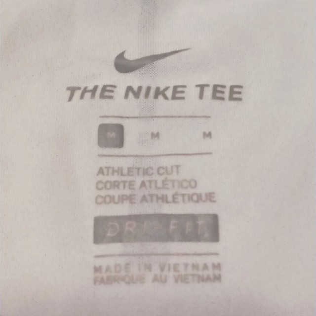 NIKE(ナイキ)のNIKE　白Tシャツ メンズのトップス(Tシャツ/カットソー(半袖/袖なし))の商品写真