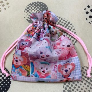 ディズニー(Disney)のハンドメイド　ダッフィー ＆フレンズ巾着(その他)