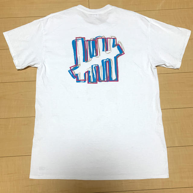 UNDEFEATED(アンディフィーテッド)のundefeated ロゴTシャツ　 メンズのトップス(Tシャツ/カットソー(半袖/袖なし))の商品写真