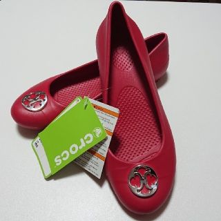 クロックス(crocs)の【りなこまる様専用】crocs 女性用サンダル(サンダル)