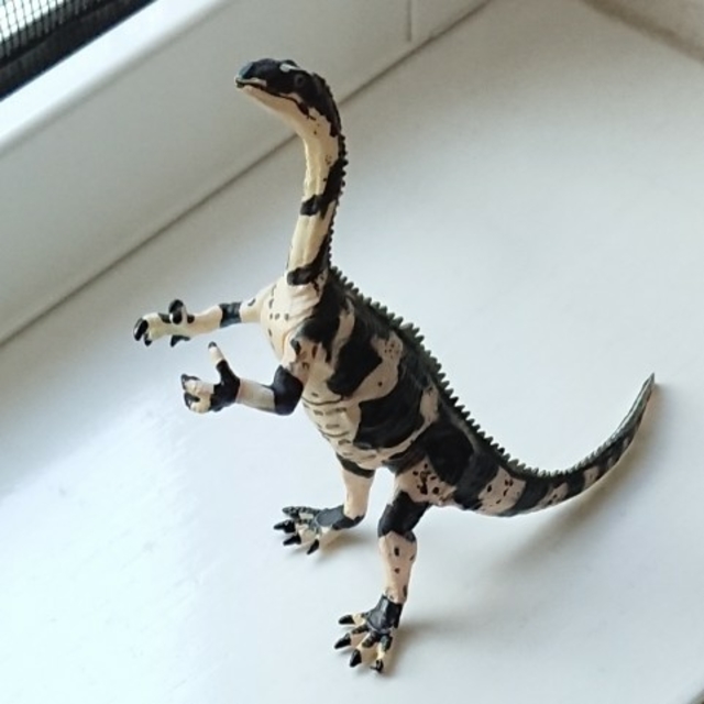 ミニ恐竜 おもちゃ キッズ/ベビー/マタニティのおもちゃ(その他)の商品写真