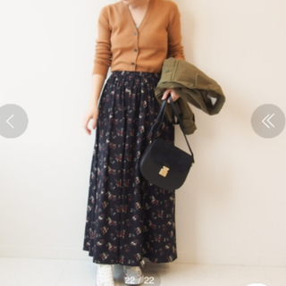 スピックアンドスパン(Spick & Span)の◇Spick& span フラワープリント マキシギャザースカート◆(ロングスカート)