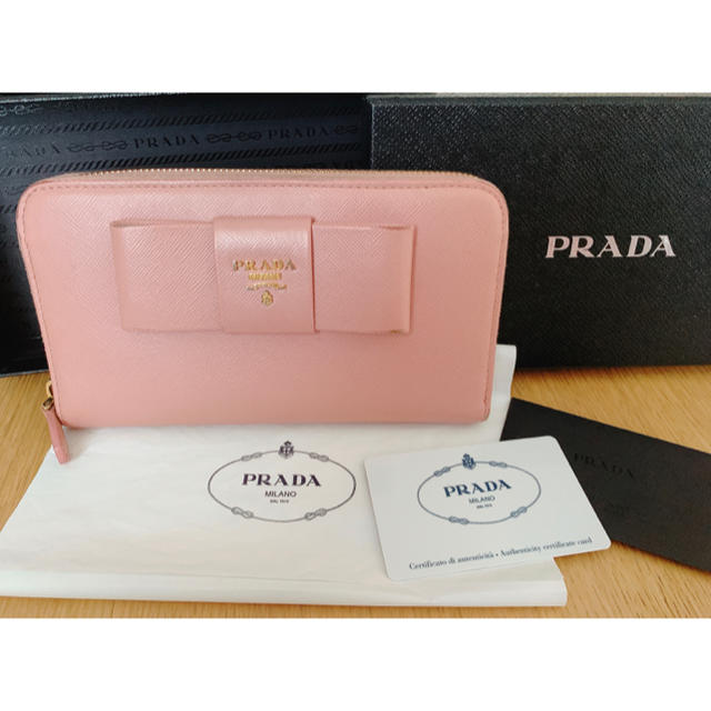 【値下げ中】プラダ ピンク リボン 財布