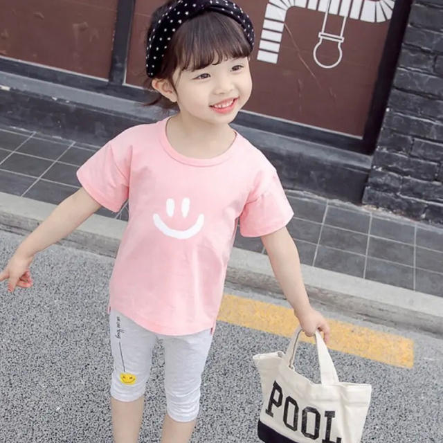 訳ありキッズ ニコちゃんTシャツ＆レギンスセットアップ 韓国子供服 夏物100 キッズ/ベビー/マタニティのキッズ服女の子用(90cm~)(Tシャツ/カットソー)の商品写真