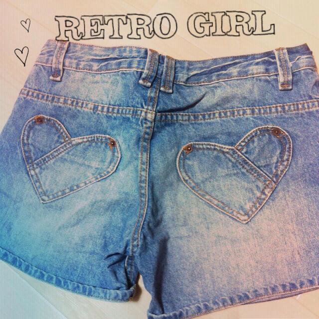 RETRO GIRL(レトロガール)の♡ハートポケットショートパンツ♡ レディースのパンツ(デニム/ジーンズ)の商品写真