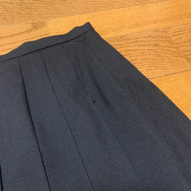 EASTBOY(イーストボーイ)のEAST BOY  紺プリーツスカート レディースのスカート(ミニスカート)の商品写真