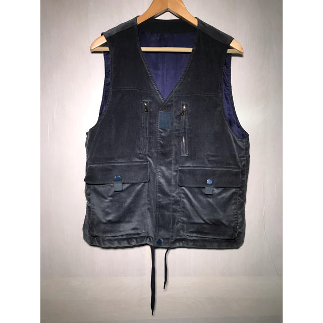 STUDIOUS(ステュディオス)のName. CORDUROY UTILITY VEST BLUE GRAY 1 メンズのトップス(ベスト)の商品写真