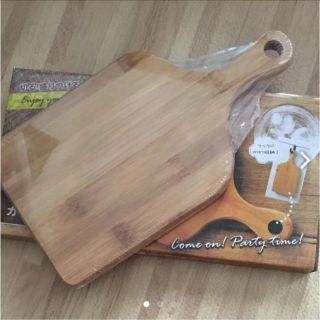 新品 カッティングボード(調理道具/製菓道具)