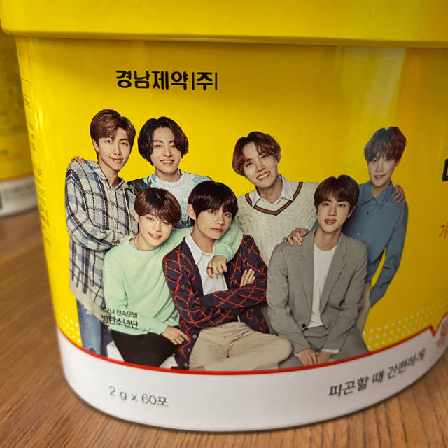 防弾少年団(BTS)(ボウダンショウネンダン)のBTS レモナ 60包 缶のみ　オール エンタメ/ホビーのタレントグッズ(アイドルグッズ)の商品写真