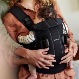 ベビービョルン(BABYBJORN)のBABYBJORNベビービョルン☆ベビーキャリアOneワン4way抱っこ紐(抱っこひも/おんぶひも)