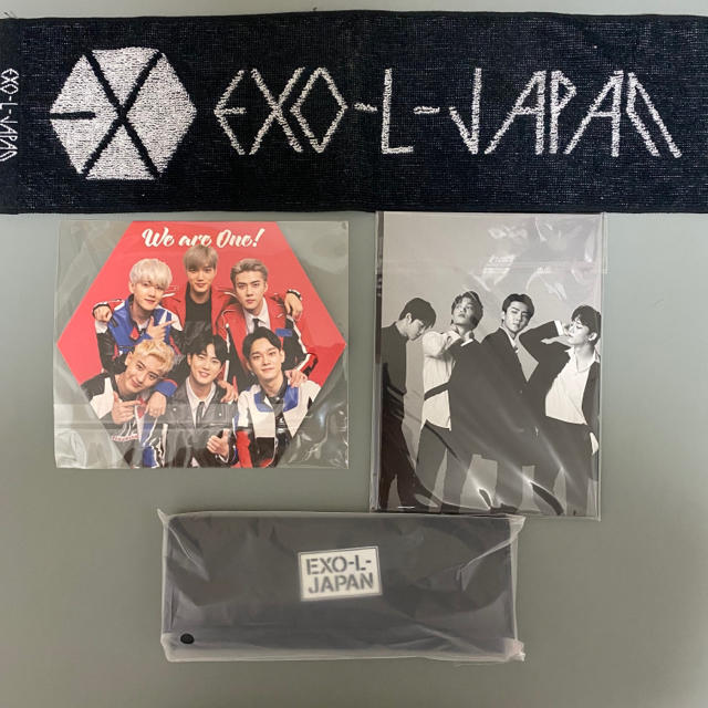 EXO(エクソ)のEXO 会報　FCグッズ付 エンタメ/ホビーのCD(K-POP/アジア)の商品写真
