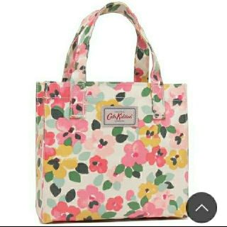 キャスキッドソン(Cath Kidston)の【未使用】(２個組)★キャス・キッドソン★ミニバッグ＆パスケース★花柄(エコバッグ)