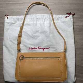 サルヴァトーレフェラガモ(Salvatore Ferragamo)のイーサン様専用(ハンドバッグ)