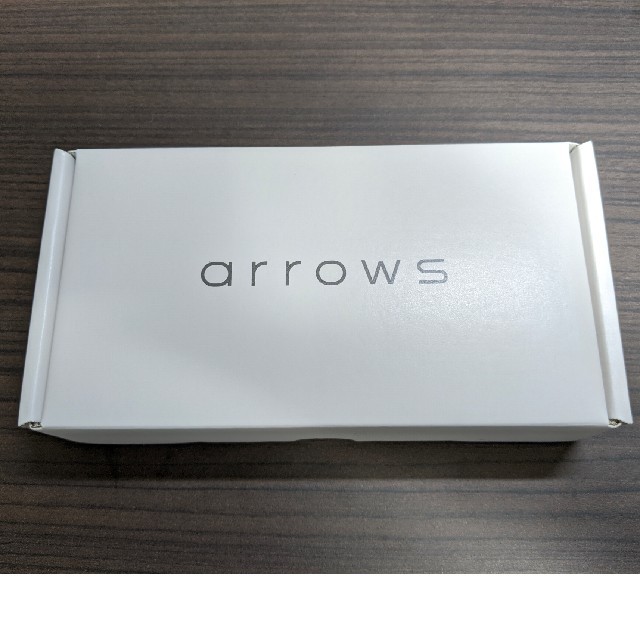 arrows(アローズ)の【新品未開封】arrows M05 ブラック【SIMフリー】 スマホ/家電/カメラのスマートフォン/携帯電話(スマートフォン本体)の商品写真