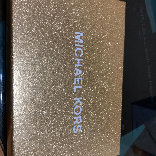 Michael Kors(マイケルコース)のMICHAEL KORS 定期　小銭入れ レディースのファッション小物(名刺入れ/定期入れ)の商品写真